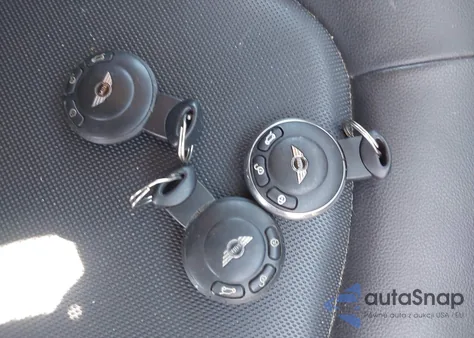 2014 Mini Countryman Cooper from USA, damaged, VIN WMWZB3C56EWR36443